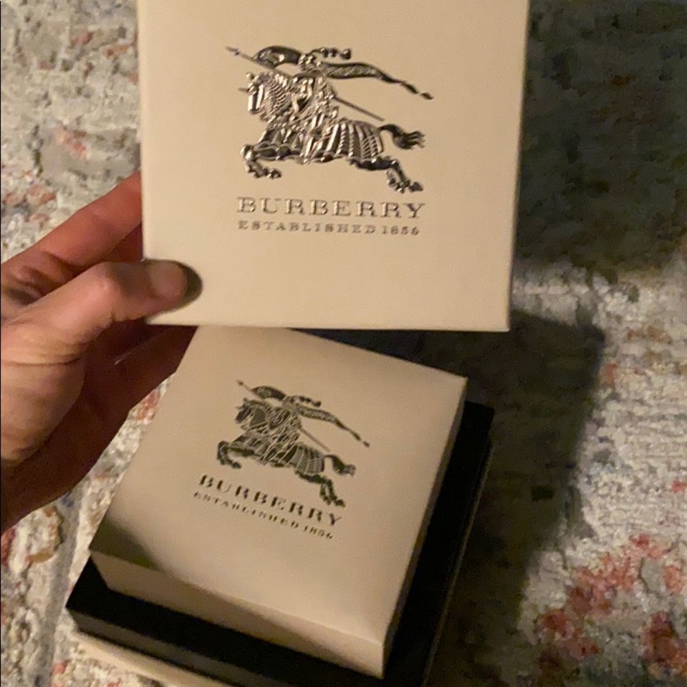 White Burberry Watch.One of my absolute favorites. - Picture 8 of 8